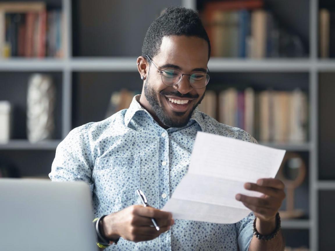 Laboratory workspace showing microscope setup for pollen analysis